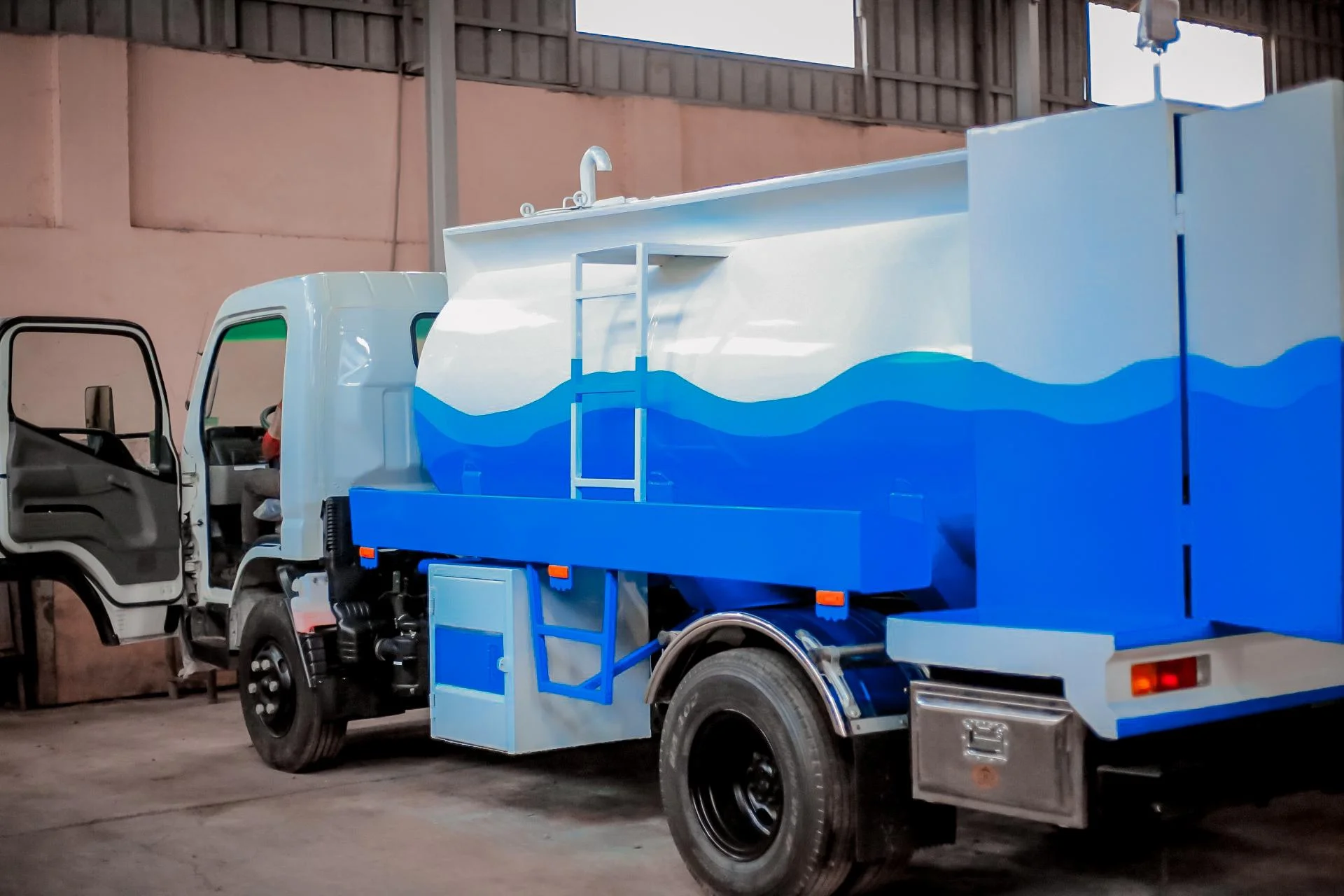 Solar water tank 4