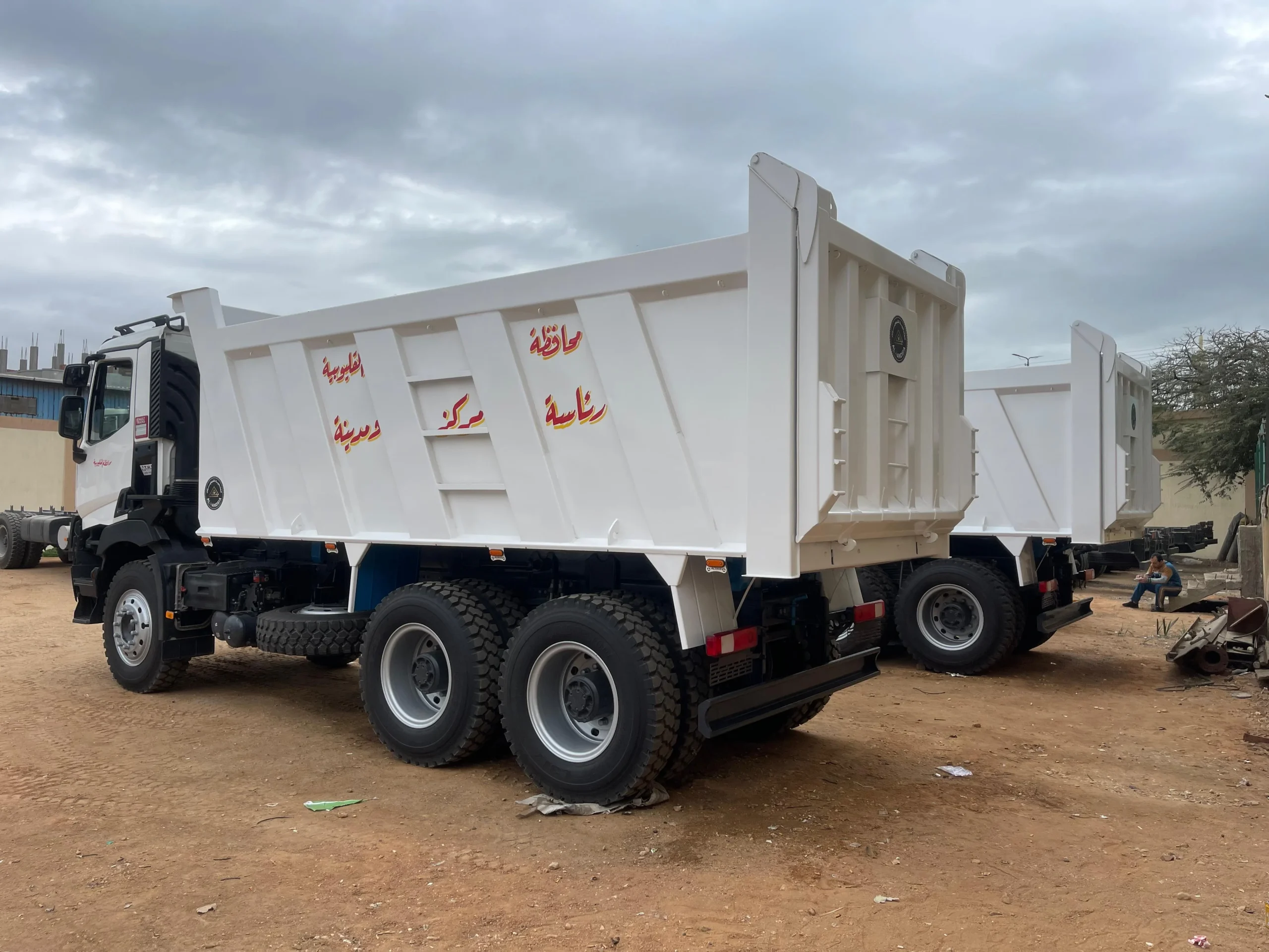 Dump truck transport 4